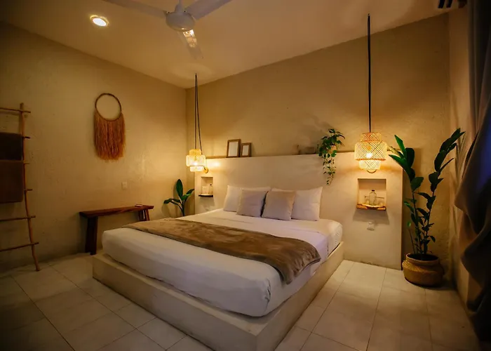 Noah Hotel